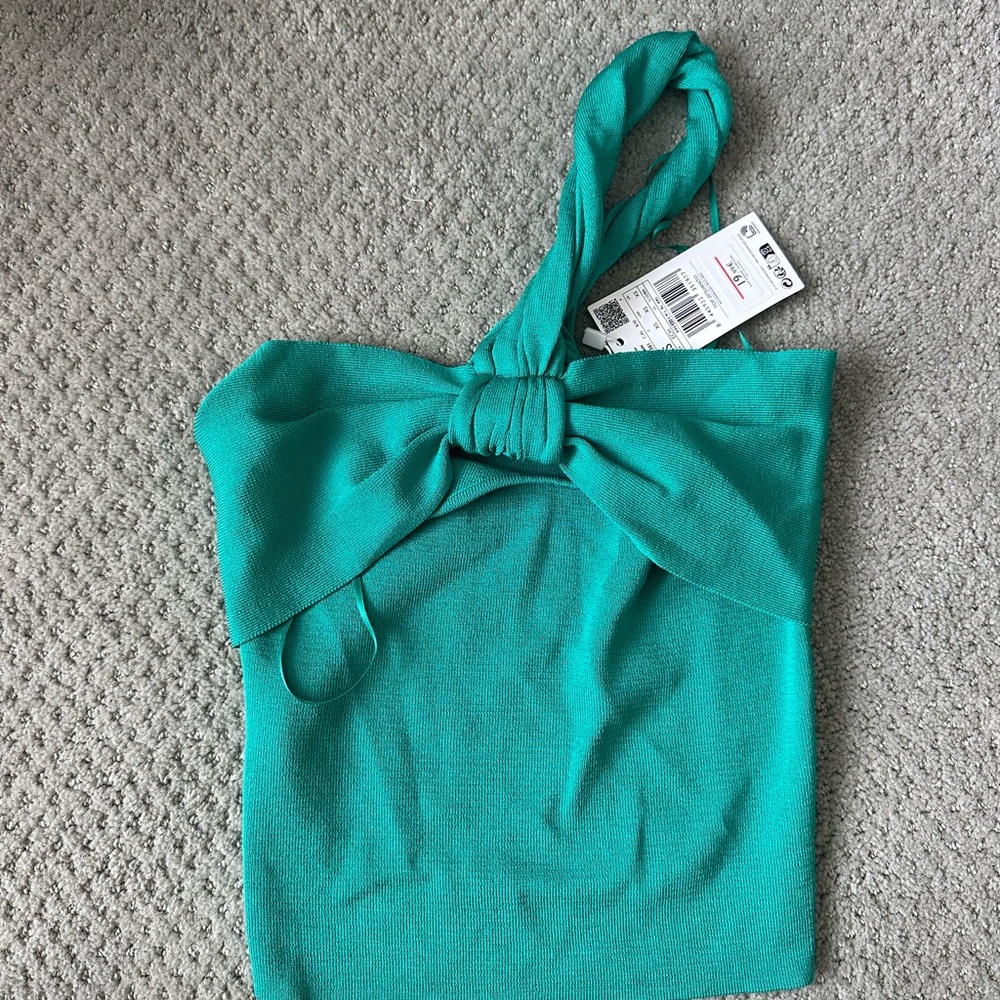 MANGO top